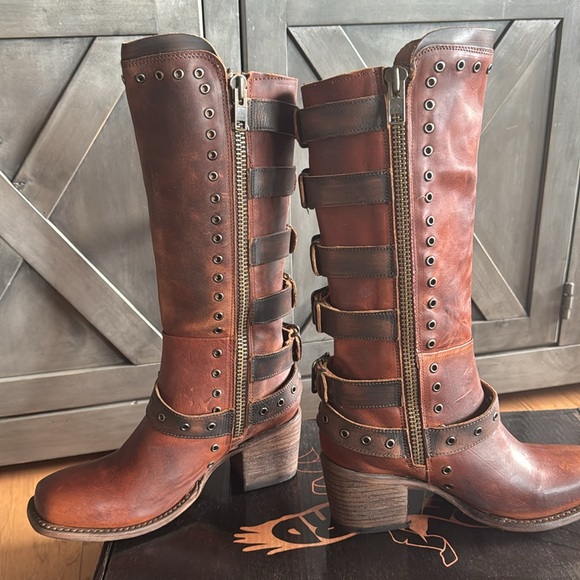 Derby - Cognac - Picture 10 of 10